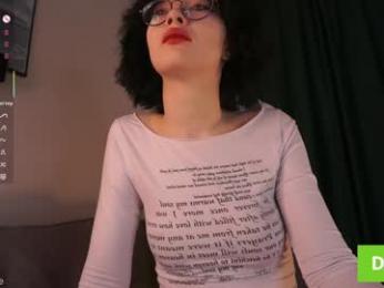 cinacandy webcam chaturbate model stream image