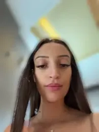BelleLouiseVp webcam model stream image