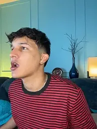 Leo_Savage_ webcam model stream image