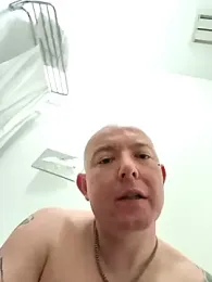 luckilyfound3 webcam model stream image