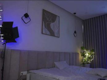 PLUXURY- webcam bongacams model stream image