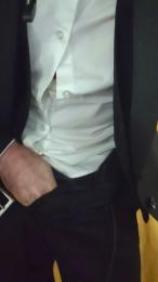 Garlub webcam model stream image