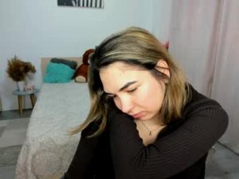 alexa_dolly webcam model stream image