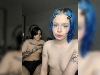 AliceAndMia webcam bongacams model stream image