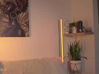 laurita_4 webcam model stream image
