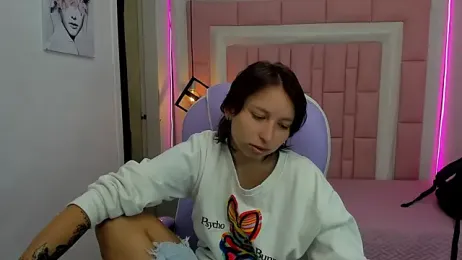 Klaret_Toy webcam model stream image