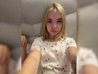 xKeryB webcam model stream image