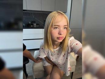 xKeryB webcam model stream image