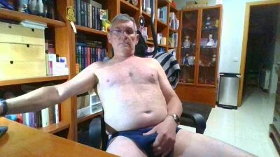 quique185bcn webcam cam4 model stream image