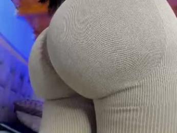 cute_ebonny webcam model stream image