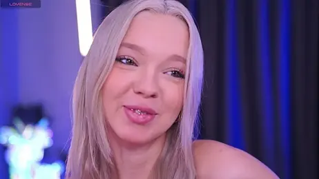 TastyTiffy webcam stripchat model stream image