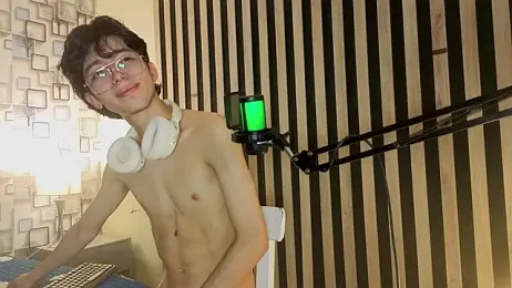 Twink_Sebas7 webcam stripchat model stream image