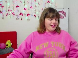 Stacey L webcam model stream image