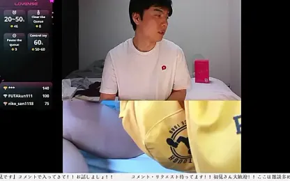 whitebriefboy webcam model stream image