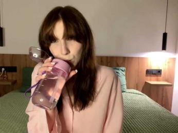 Lia-Kim webcam model stream image