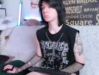 lunaroffset webcam model stream image