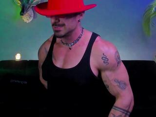 Dennis Cox webcam flirt4free model stream image