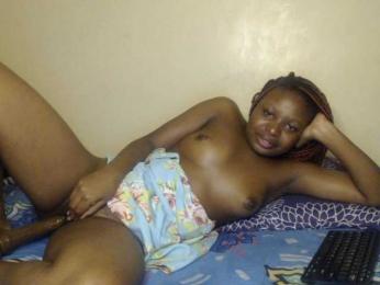 Alitaa webcam model stream image