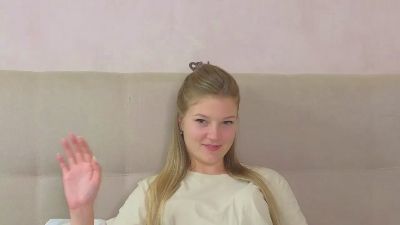 LunaBruoks webcam model stream image