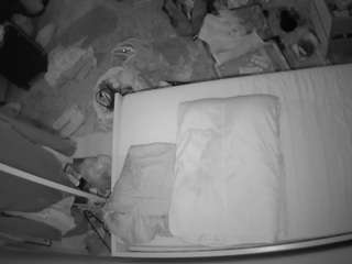 voyeurcam-julmodels-whitebed-5 webcam camsoda model stream image