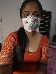 VAIGA-Real_Mallu webcam model stream image