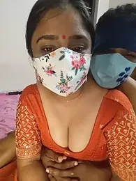 VAIGA-Real_Mallu webcam model stream image