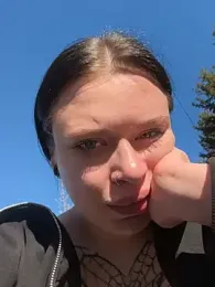 AlishaOfThorns webcam model stream image