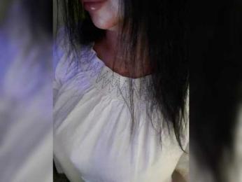 Nikoletta25 webcam model stream image