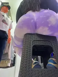 kim_monti webcam stripchat model stream image