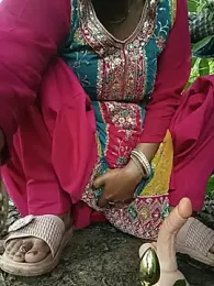 YOURBHABI143 webcam model stream image