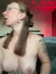 BunnyDiamond1 webcam model stream image