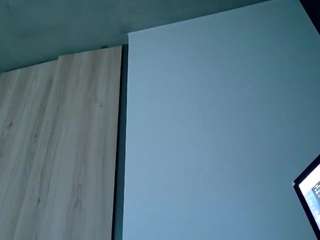 royalnerfititi webcam model stream image