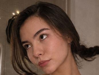 ElleStarling webcam livejasmin model stream image