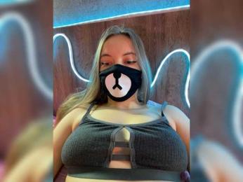 -Summer- webcam model stream image