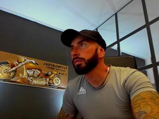 Armand webcam model stream image