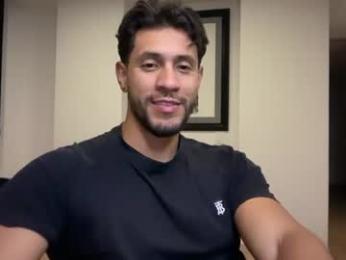 larry_jones webcam model stream image