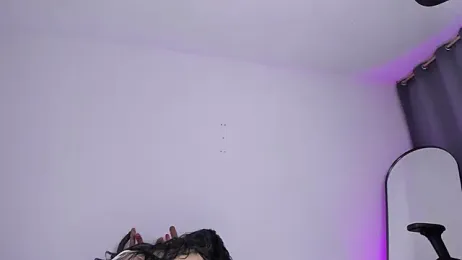 selena_robertss_ webcam model stream image