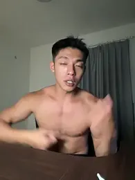 Yooo17 webcam model stream image