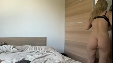 HannaXLove webcam stripchat model stream image