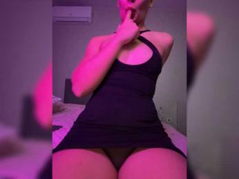 Alyamrr webcam model stream image