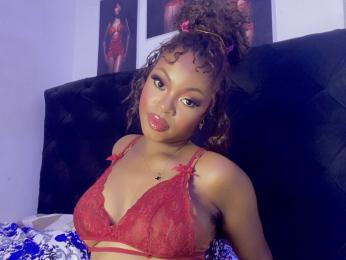 AmaAmivie webcam model stream image