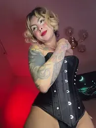 Cinamoonn webcam model stream image