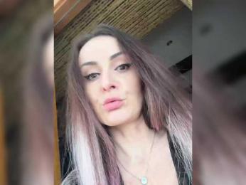 _AnnaMaria_ webcam bongacams model stream image