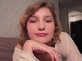 emmie_blush webcam model stream image