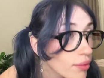 kellyberry__ webcam model stream image
