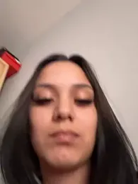 Vickss00 webcam model stream image