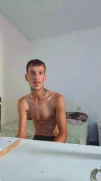 TuuNeenee30 webcam model stream image