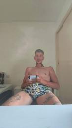 TuuNeenee30 webcam model stream image