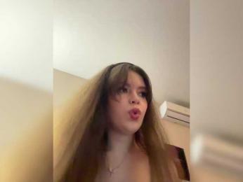 YourLadyyy webcam bongacams model stream image