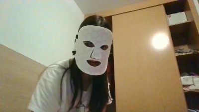 Olyloly webcam model stream image